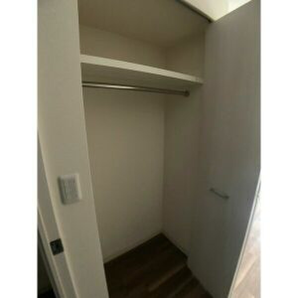 物件内観写真15　(収納)