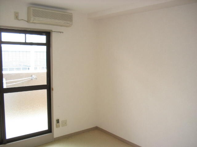 物件内観写真12　(居室)