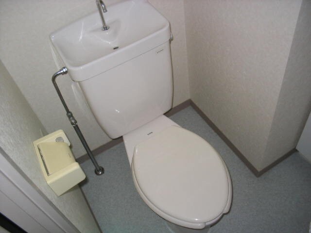 物件内観写真15　(トイレ)