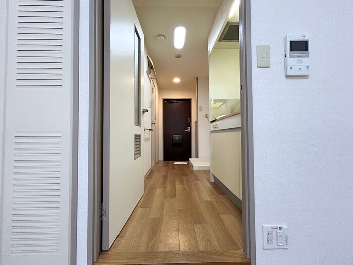 物件内観写真18　(廊下)