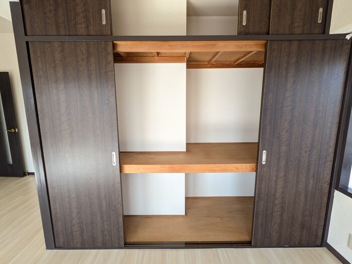 物件内観写真10　(収納)