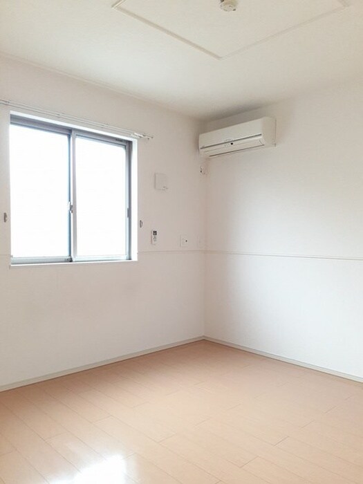 物件内観写真6　(居室)