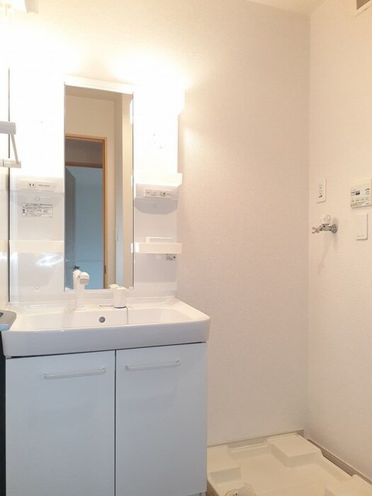 物件内観写真10　(洗面)
