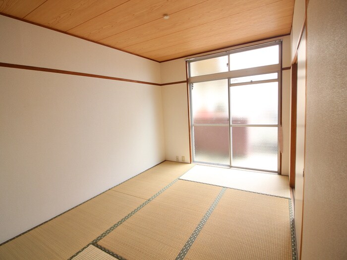 物件内観写真10　(居室)