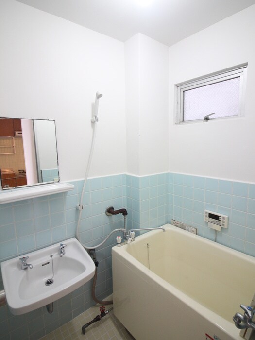 物件内観写真12　(バス／シャワールーム等)