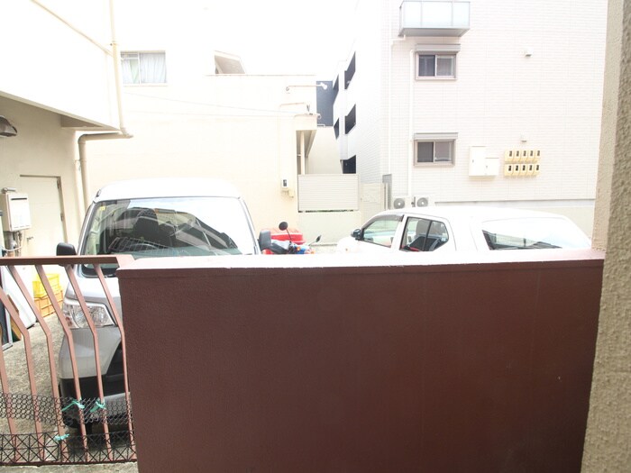 物件内観写真18　(室内からの展望)