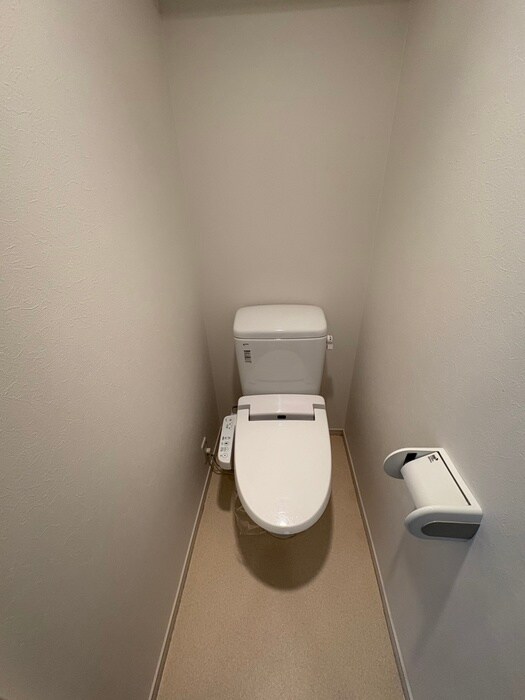 物件内観写真14　(トイレ)