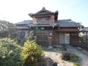 井上町8丁目戸建外観写真