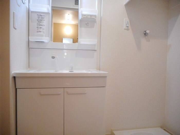 物件内観写真10　(洗面)