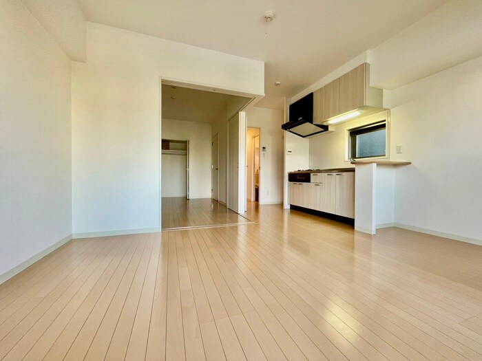 物件内観写真7　(居室)