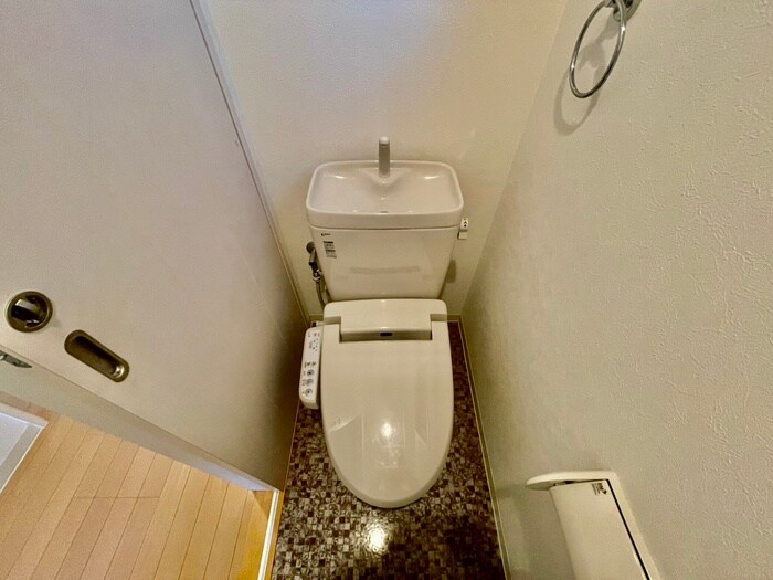 物件内観写真13　(トイレ)