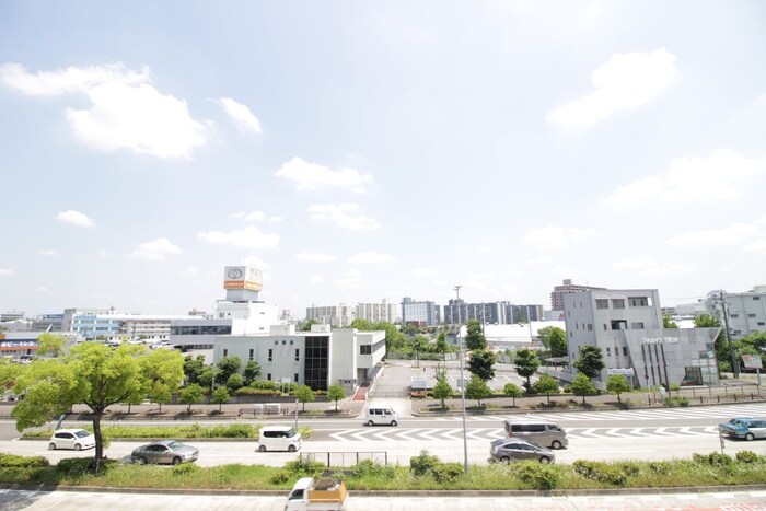 物件内観写真21　(室内からの展望)