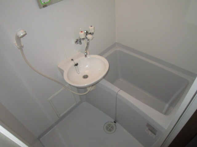 物件内観写真8　(バス／シャワールーム等)