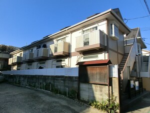 レオパレス丸山町外観写真