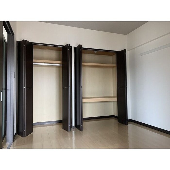 物件内観写真9　(収納)