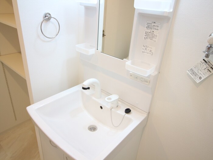 物件内観写真10　(洗面)