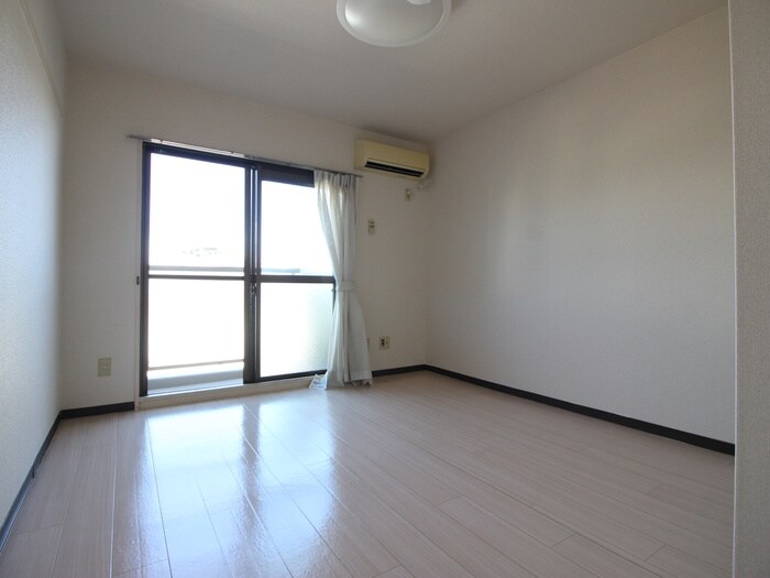 物件内観写真17　(居室)