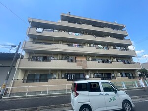 OS・SKYマンション植田南外観写真