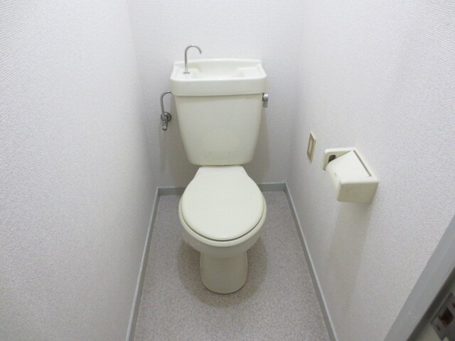 物件内観写真11　(トイレ)