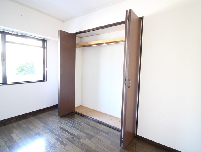 物件内観写真22　(収納)