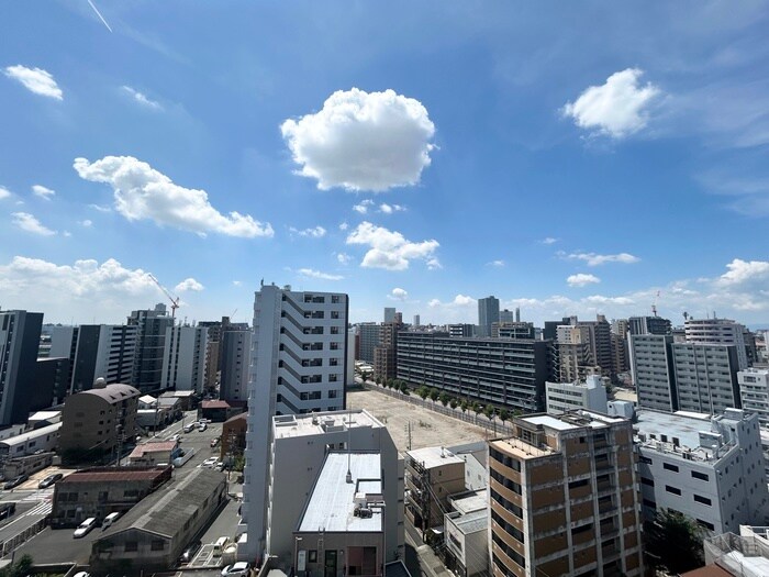 物件内観写真14　(室内からの展望)