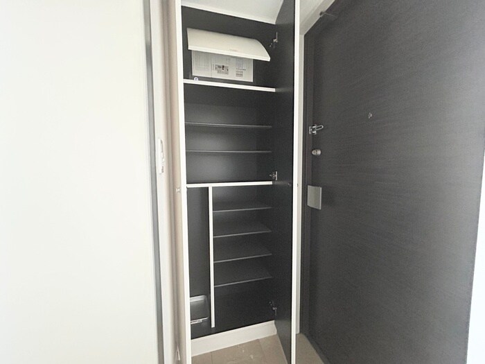 物件内観写真17　(靴箱)
