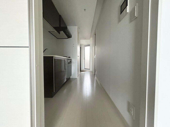 物件内観写真18　(廊下)