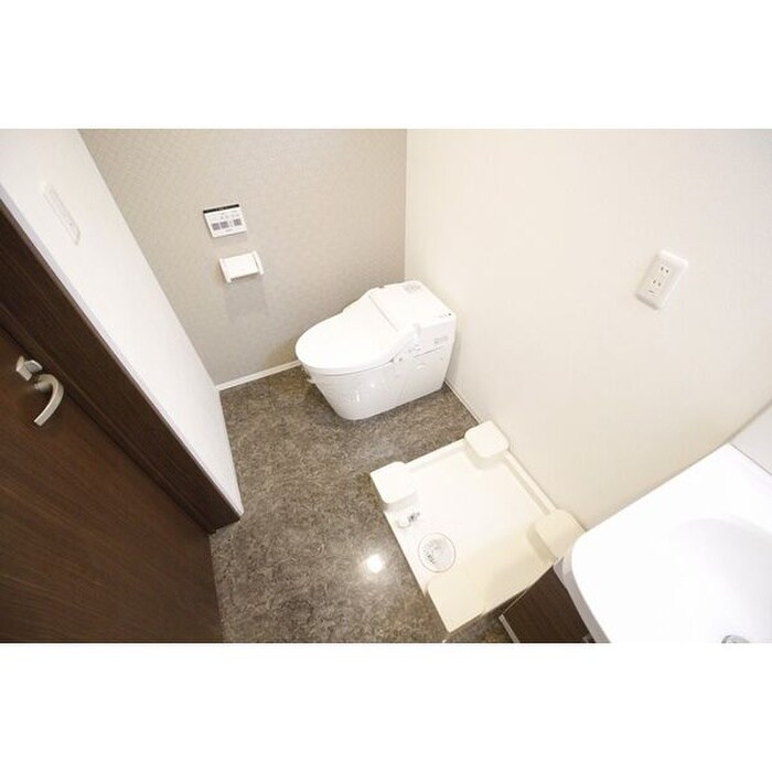 物件内観写真14　(トイレ)