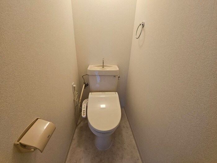 物件内観写真12　(トイレ)