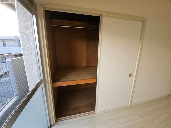 物件内観写真15　(収納)