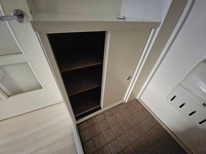 物件内観写真21　(靴箱)