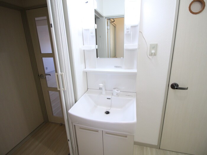 物件内観写真11　(洗面)