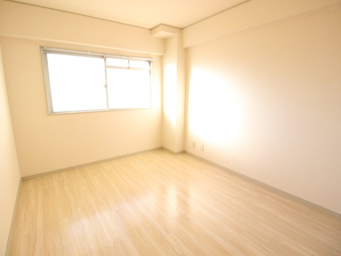 物件内観写真22　(居室)