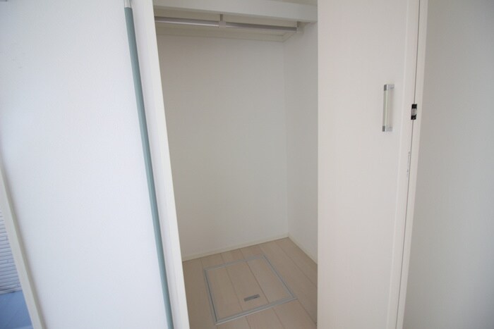 物件内観写真9　(収納)