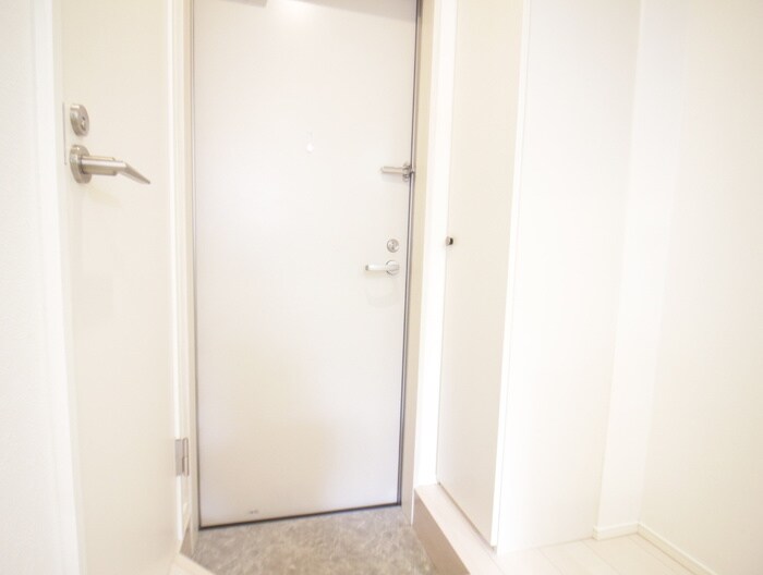 物件内観写真20　(玄関)