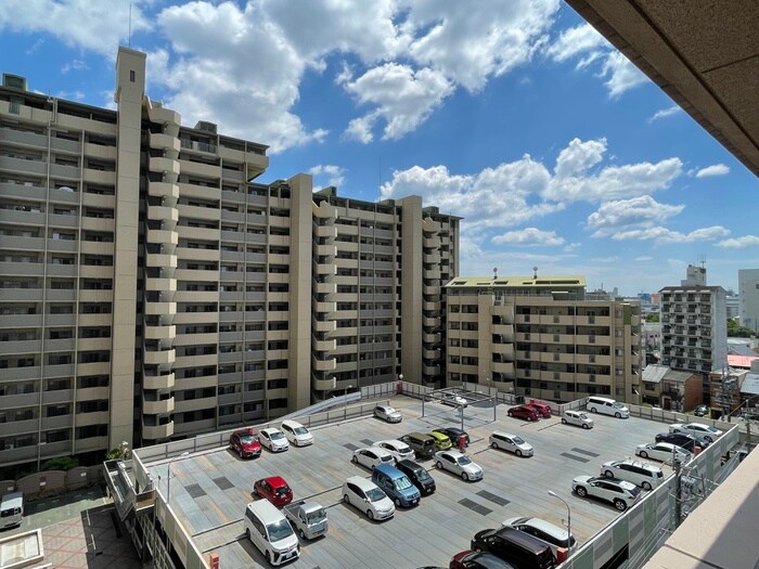 物件内観写真19　(室内からの展望)