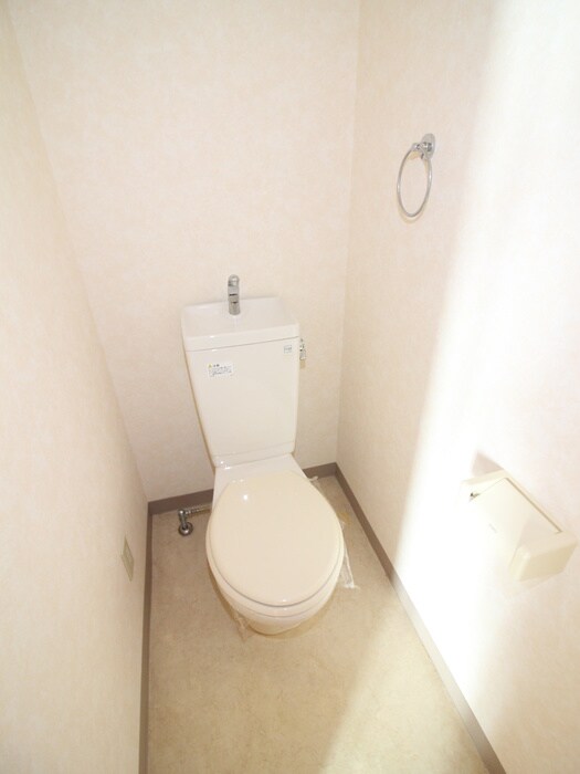 物件内観写真13　(トイレ)