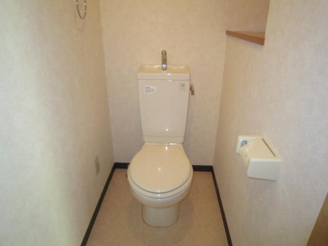 物件内観写真14　(トイレ)