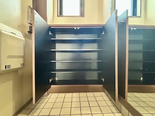 物件内観写真17　(靴箱)