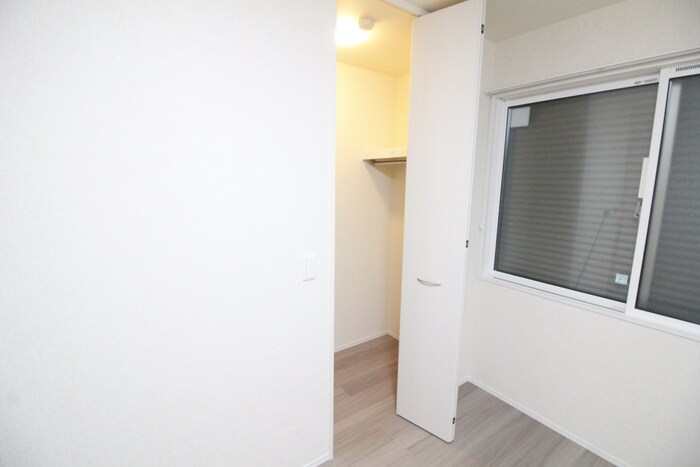 物件内観写真10　(収納)