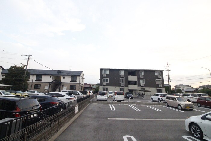 物件内観写真17　(室内からの展望)