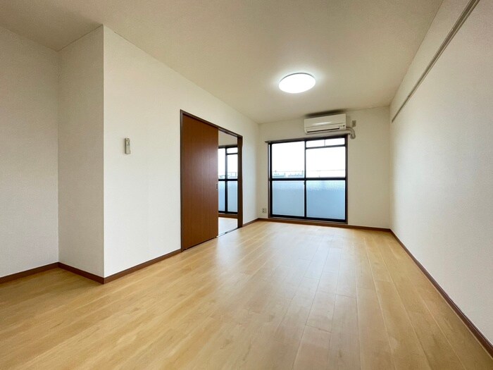 物件内観写真16　(居室)