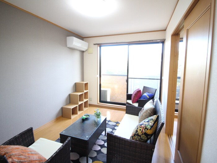 物件内観写真7　(居室)