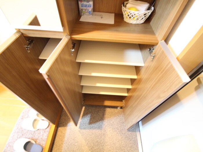 物件内観写真19　(靴箱)