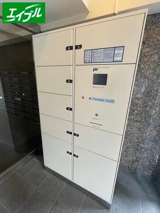 物件外観写真4　(建物設備)