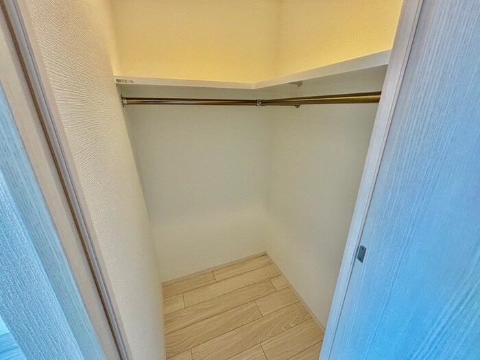 物件内観写真11　(収納)