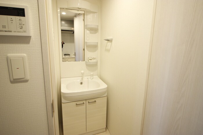 物件内観写真13　(洗面)