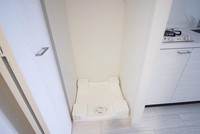 物件内観写真14　(洗濯機置場)