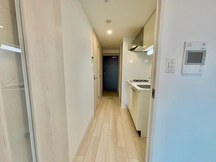 物件内観写真17　(廊下)