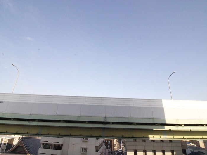 物件内観写真18　(室内からの展望)